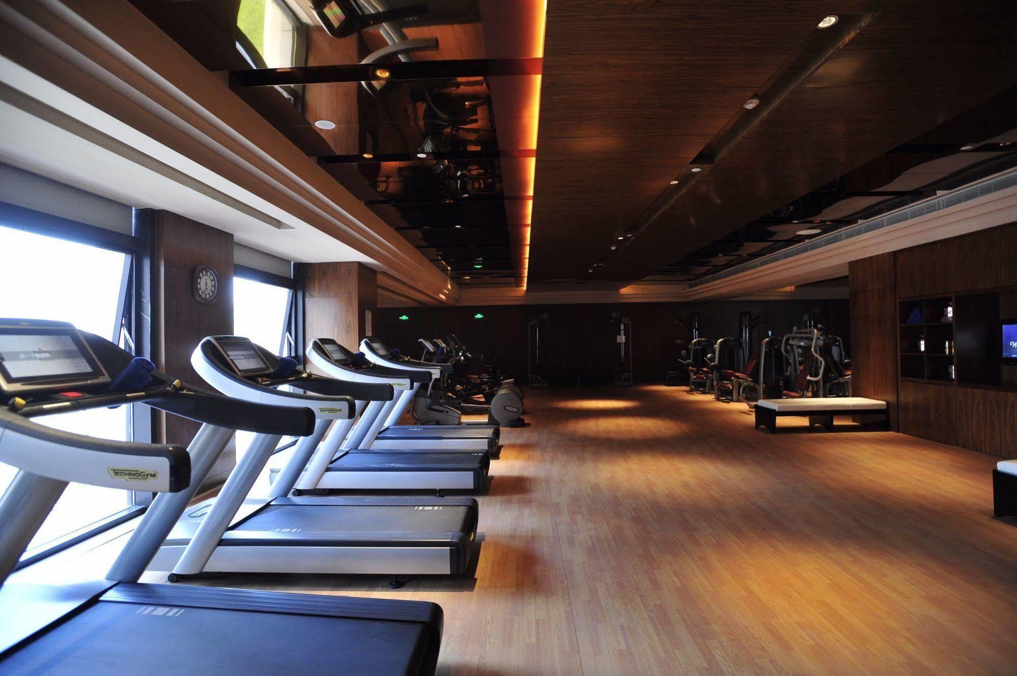 Wanda Vista Taiyuan Hotel Bagian luar foto