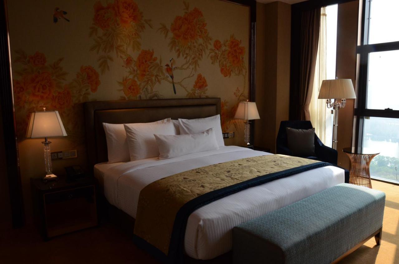 Wanda Vista Taiyuan Hotel Bagian luar foto